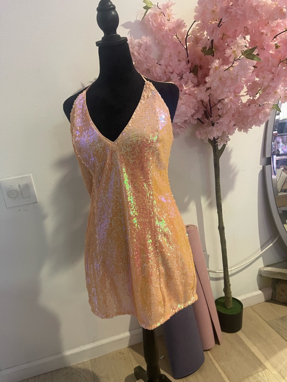 Lulu's Iridescent pink Sequin V-Neck Halter Camisole